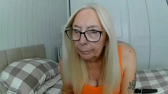Chanel-56's Live XXX Chat