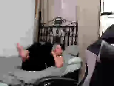 Chat XXX Live its_emerald