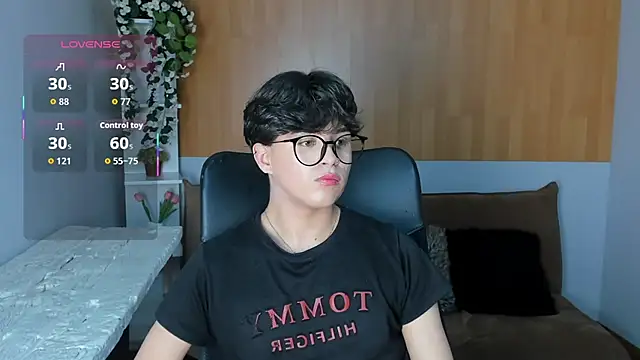 Danny_George Live XXX-chat