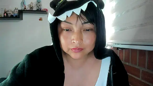 Shaddycute_n Live XXX chat