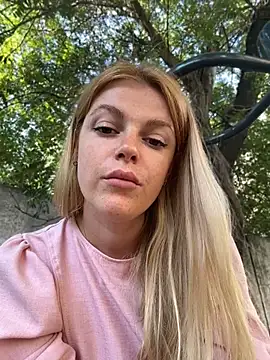 HarrietDart Live XXX-Chat
