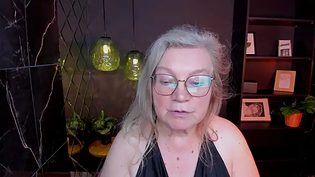 NataliMellow Chat XXX live