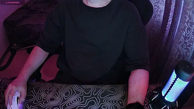 ZXCENSORED- Adlı Modelin Canlı XXX Sohbeti