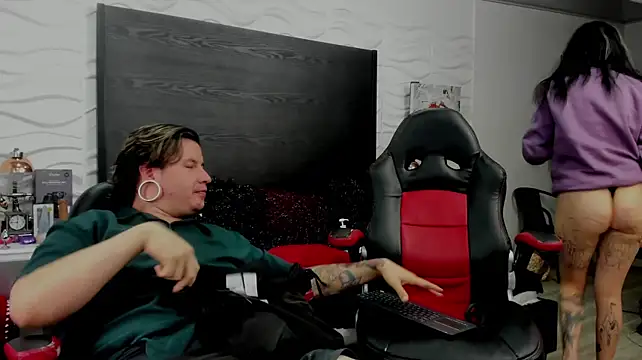 Webkamerová show inkedsinners_