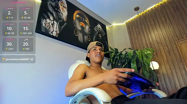 Chat XXX en directo de Colby_driscoll
