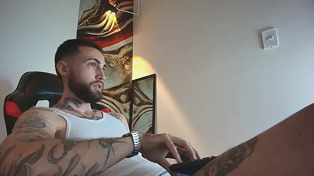 Онлайн ча т XXX Luke_davis01