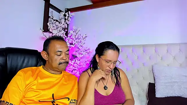 Chat XXX en directo de John_n_Kate