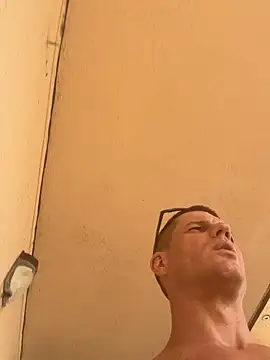 JockNThirsty Show in webcam
