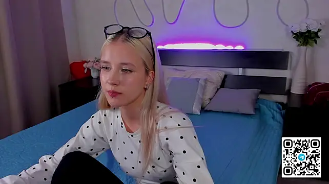 Chat +18 de Anellyball ao vivo