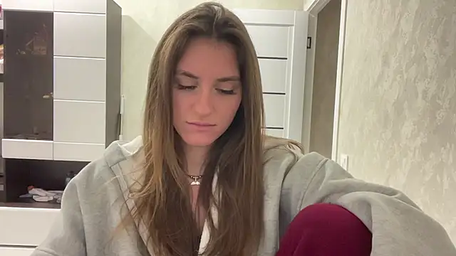 NoemiHimmeIのライブXXXチャット