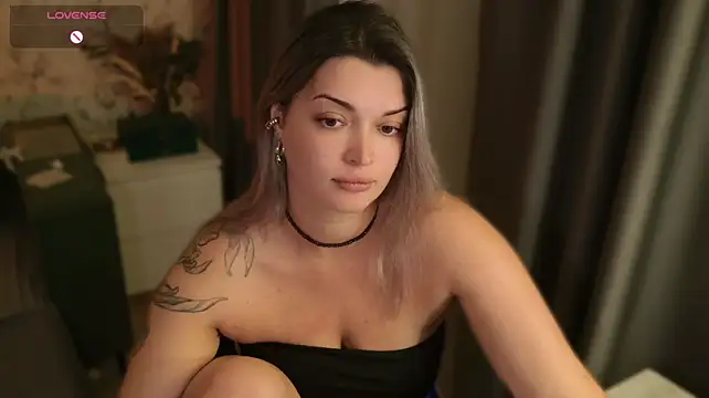 LadyDiLancaster's Live XXX Chat