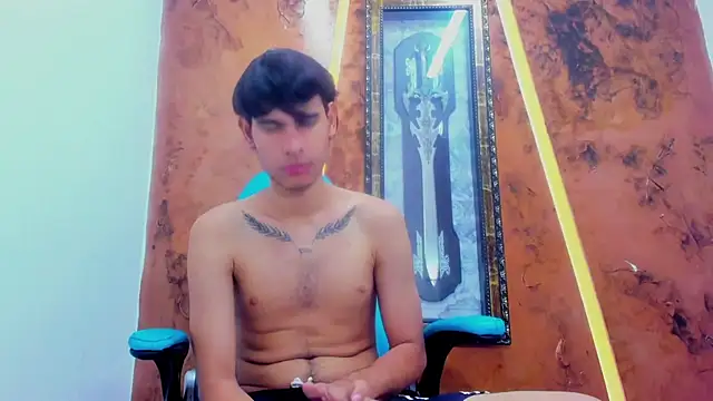 Tyler_schoby লাইভ XXX চ্যাট