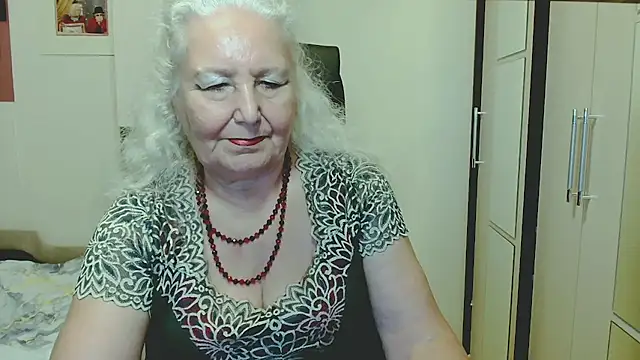 Chat XXX en directo de GrannyAlisa