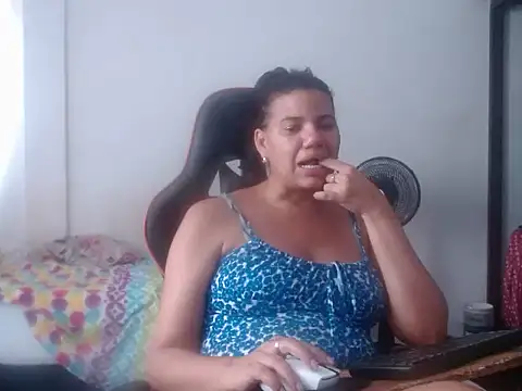 Adriana_0312n Live XXX chat