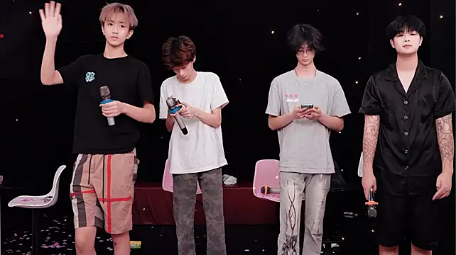 Chenyong123 在線直播表演