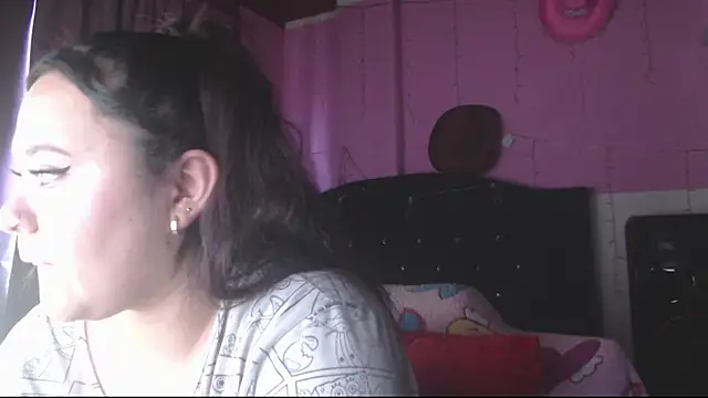 Chat +18 de NikkiRous_ ao vivo