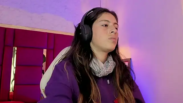 Chat +18 de moon_winy ao vivo