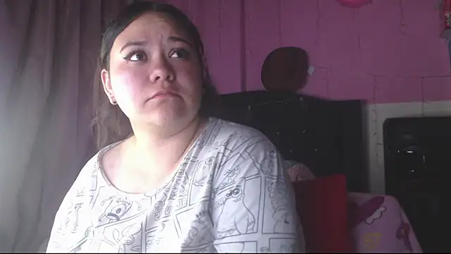 Chat XXX en directo de NikkiRous_