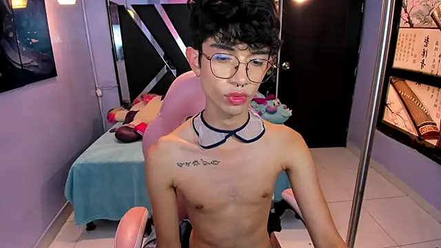 Chat XXX en directo de LiamHeatx