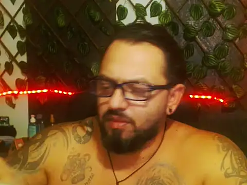 mr_wolf46 Live XXX Chat