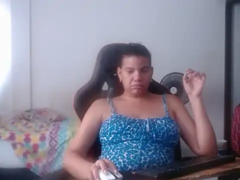 Adriana_0312's Live XXX Chat
