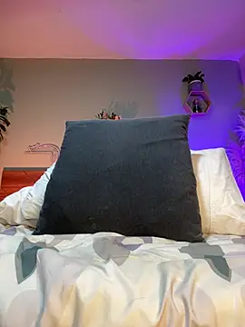 YariRose XXX чат на живо