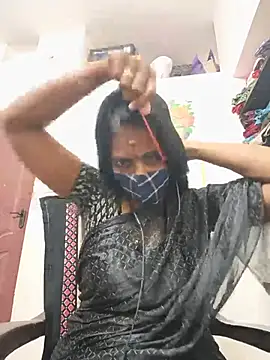 Tamil_Yalini12 即時 XXX 聊天