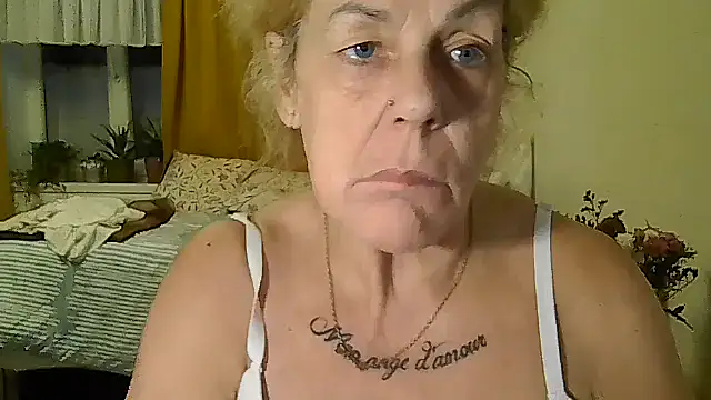 צ'אט XXX בשידור חי של belgianshantie