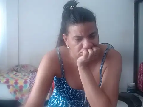 Adriana_0312 – Live XXX-chat