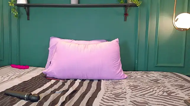 XXX chat uživo modela ale_cam