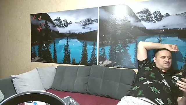 BiManKleo 现场XXX聊天