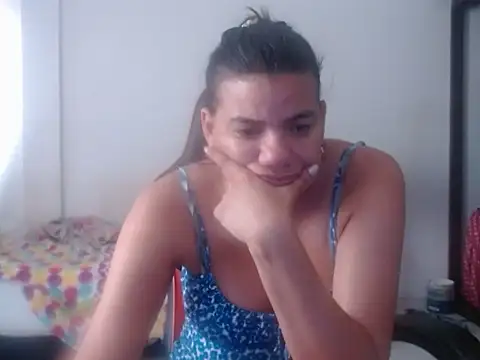 Adriana_0312 라이브 XXX 채팅