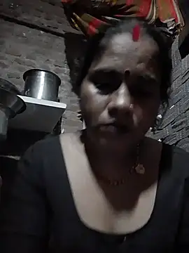 Hot_shiri's Live Chat Room