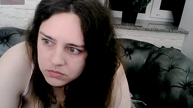 Chatroom XXX en direct de Hellen_Miller__