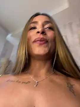 Chat XXX en directo de Liamiler01_