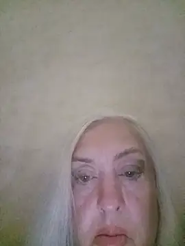 Julia20X Chat XXX in diretta