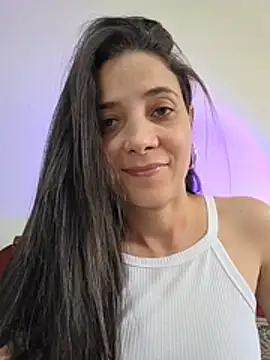miaeyex's Live XXX Chat