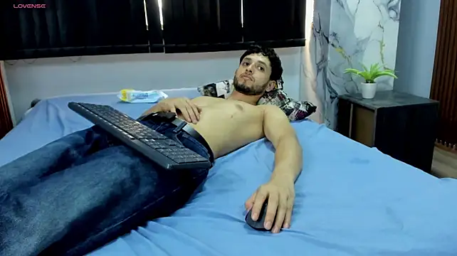 Chat XXX ao vivo de dracke_and_zara