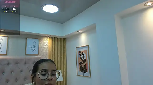 Luna_Millers Live XXX-chat