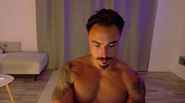 Master_Lukas Live XXX-Chat