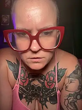 quinnmariexo's Live XXX Chat