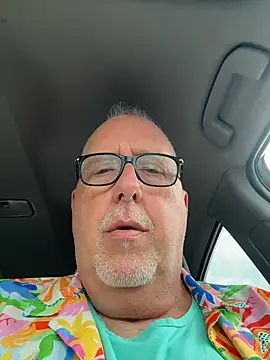 superbearbossn Live XXX chat
