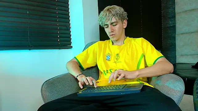 Chat XXX Live Tyler_Mcrey