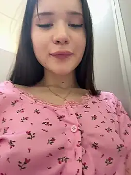 Chat +18 de kitty_sixseven ao vivo