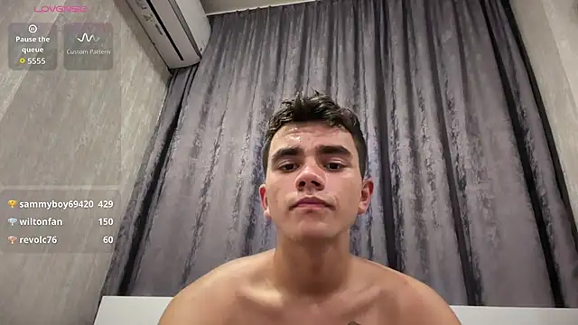 Just_Max02 Live XXX Chat