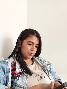 Chat +18 de Nathaly_12 ao vivo