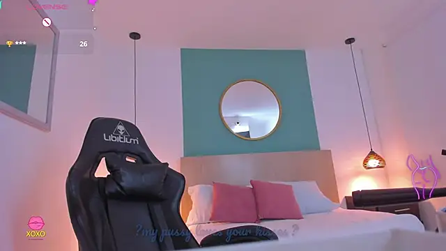 Chatroom XXX en direct de lucy_blue28