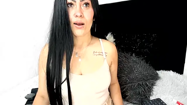 Chat XXX ao vivo de Tania_mature