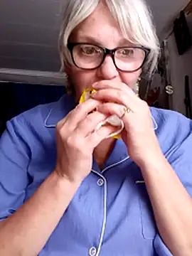 Chat XXX en directo de irinamaux