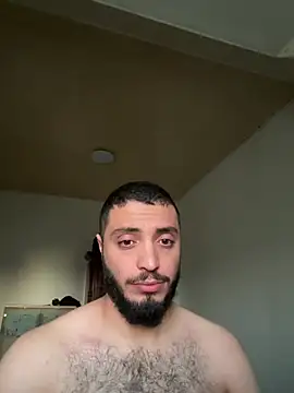 AmjadAlpha Show in webcam
